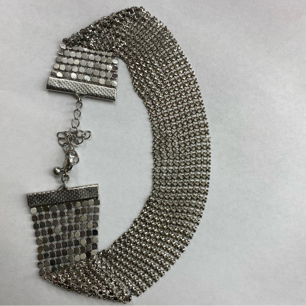 Silver choker